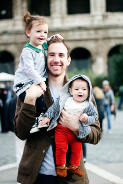 mollygolly:  This family could not be cuter