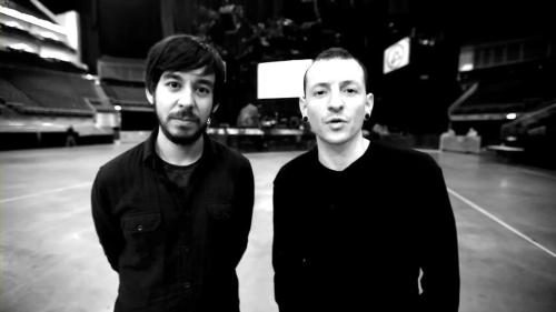 shut-up-and-love-linkin-park:  Mike e Chester :3♥