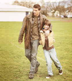 Gabriels-Horn:  #Sometimes I Cry Because John’s Jacket Is So Huge On Dean But He