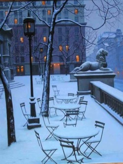 bluepueblo:  Snowy Night, Fifth Avenue, New