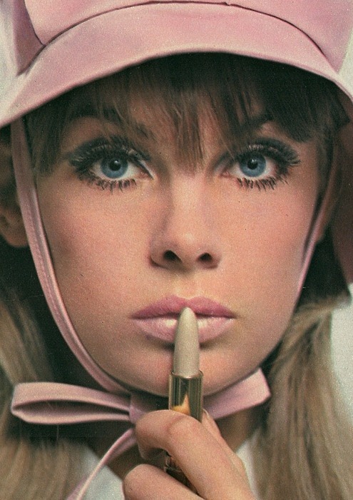theswinginsixties:  Jean Shrimpton for Yardley lipstick, 1960s. 