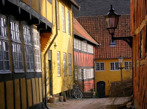 (via Old houses, a photo from Vejle, West | TrekEarth) Kolding, Denmark