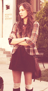 eternalmidnights-blog:  Spencer Hastings + knee high socks 