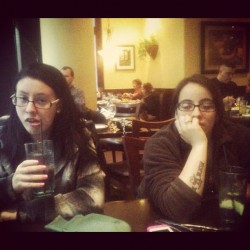 &ldquo;I look like straight death yo&rdquo;-Melissa #newyork #nyc #olivegarden #timessquare #friends