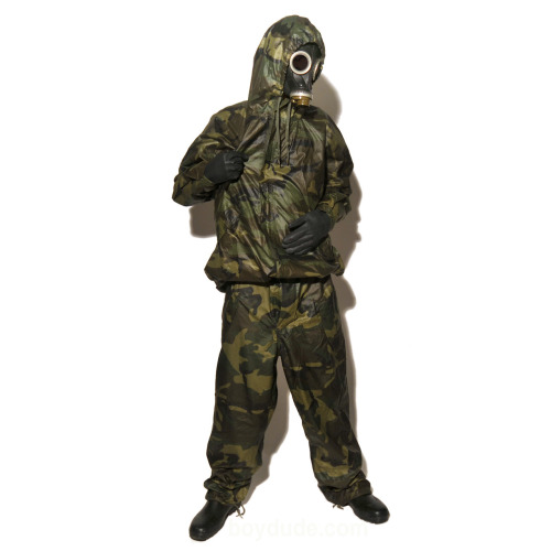 REMEMBER TO GET GEARED UP FOR THE WEEKEND         Me in US camo rain protection, industrial gloves, 