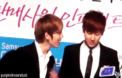 7/∞ gifs of Infinite's Hyungline: Flirting with Dongwoo and then scolding him for being too obvious.