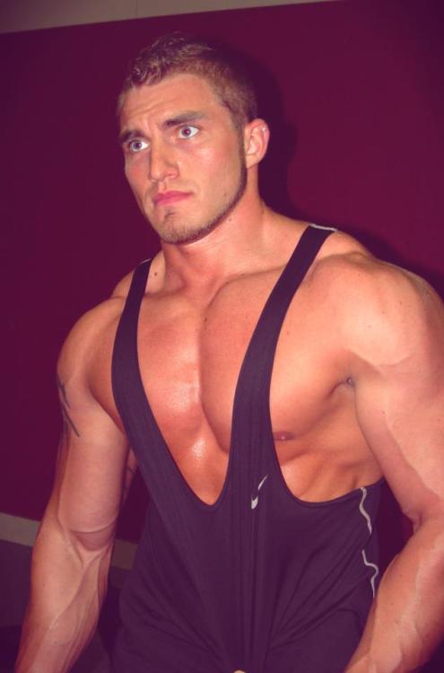 adonisarchive:  Coty Losee | Adonis Archive | adonisarchive.tumblr.com