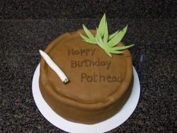 derekgonefaded:  I want this cake 😊 