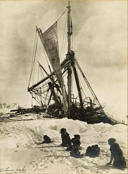 rumbleart:  The Endurance, crushed by ice by Frank Hurley (The greatest photographs of the world.) &