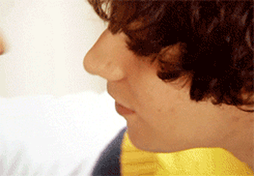 hunkville:  “The best kind of kisses are unexpected, unplanned ones. The ones that