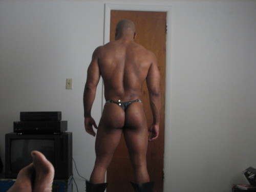 tastyblkman:  Tony - Camo 