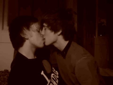 GAY BOYS !!!