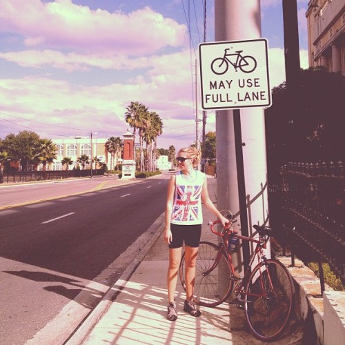 thisbigcity:  May use full lane? May as well turn it into a bike lane. 