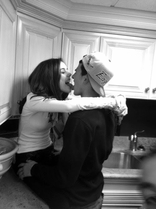 supreme-asian:  oksmd:  someone be my gf xo  ^ oh hi wanna d8 