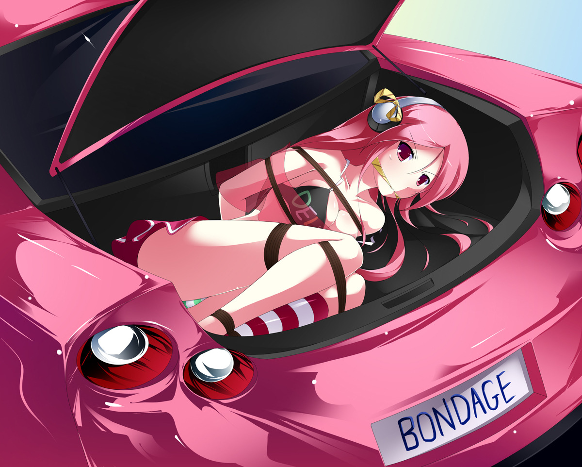maullart:  It was only later that I found out that Lucia’s ‘Lucielago GT-R’