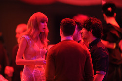 jaylorhappiness:  I knew this is going to happen :DAhh!!! But still my freaking Jaylor feelings!!!!My Creys &lt;3 &lt;3 &lt;3 Woke up at 4 am just for this XD  11/11/12:Rejoice Jaylor Fanatics!!More pics please :)))  