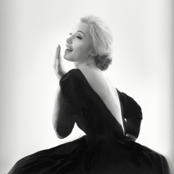 calarose:  Re creation of Marilyn Monroe’s