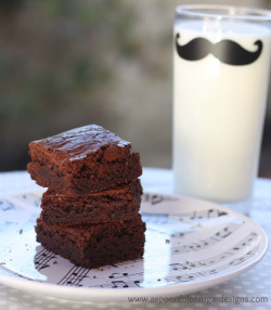 wehavethemunchies:  Double Chocolate Brownies