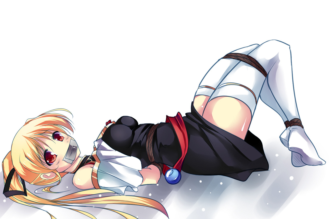 maullart:  breasts just hanging out without gravity dragging them down are super