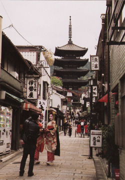 fuckyeahjapanandkorea:Kyoto (by istanbulko)