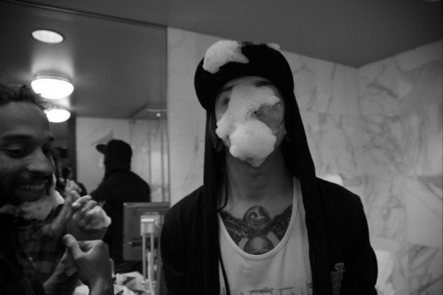 typical-bandrelated-url:  defend-p0psicles:  ptv-tony:         tony bby ilysfm   i thought that was smoke and he looked so badass but its bubbles okok 