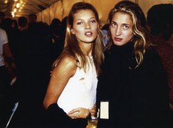 aaubade:   Kate Moss and Carolyn Bessette.
