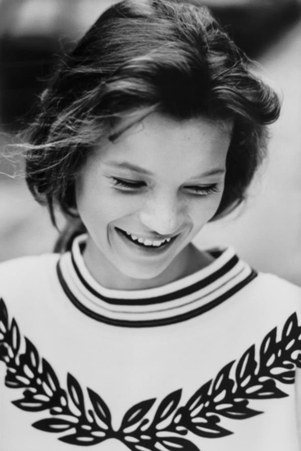 aressera:  seensense:  One of Kate Moss’s first test shots, aged 14, by David Ross