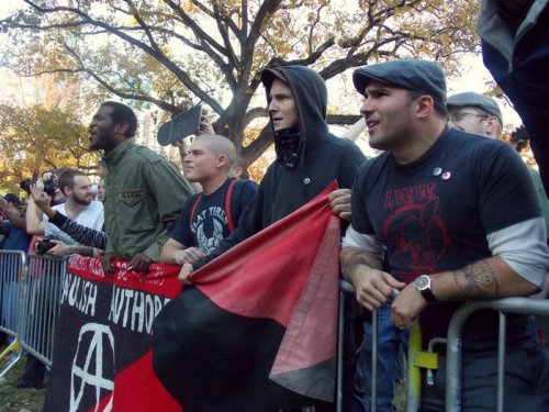 anarcho-queer: Counter-Protesters Outnumber Neo-Nazi/KKK In Charlotte 5-To-1 As many as 250 counter-