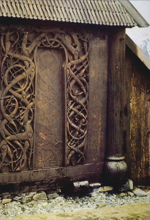 marjoleinhoekendijk:  foreveranartstudent:  Title: Wooden Door of the Stave church at Urnes, Norway Date: 1050-1070 Importance: This beautiful ornate wooden door demonstrates that by the 11th century scandinavia had become a christian society but some