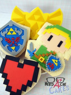 nerdache-cakes:  Legend of Zelda Cookies! 