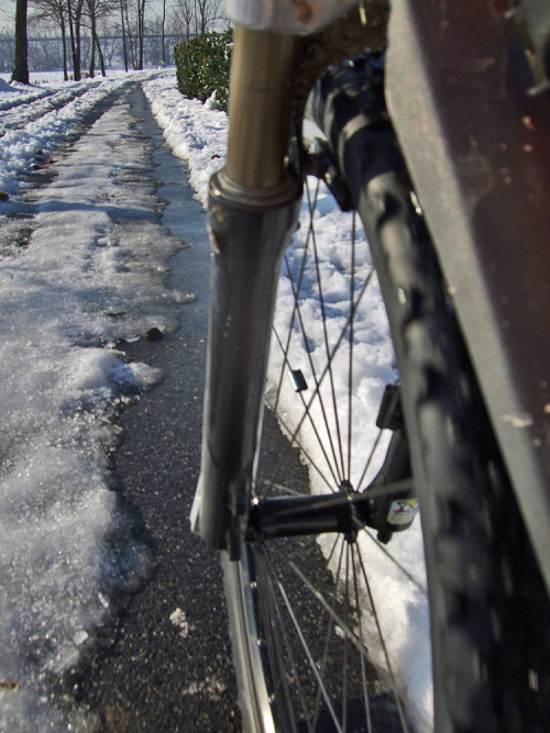 some-places: mounainbike after a snowfall