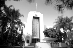 architizer:  Moby ponders Burbank City Hall  i want to at least try to sound smart in describing the burbank city hall.but i’m not feeling so smart today, so i’ll err on the side of simple. it’s pretty it’s tall it has an impressive eagle at the