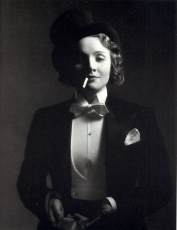 Milstil:  When The Girls Dress Like The Boys X White Tie And Tails Viii. Marlene