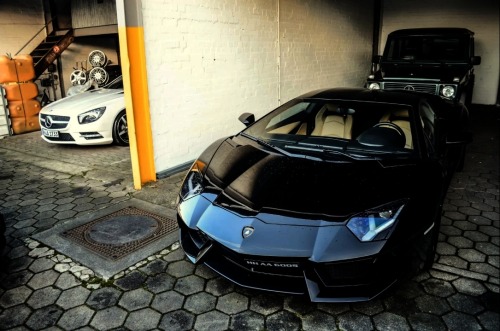 xvisualdrive:  Aventador x G55 AMG x  SL550 