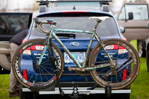 suburbanlifedecay:  Prolly’s Cross Crusade coverage. Love these two shots. Mud, Bikes, & Subaru’