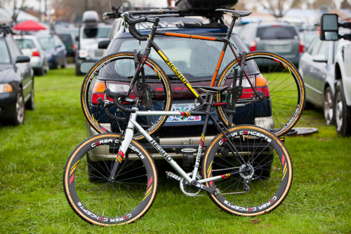 suburbanlifedecay:  Prolly’s Cross Crusade coverage. Love these two shots. Mud, Bikes, & Subaru’