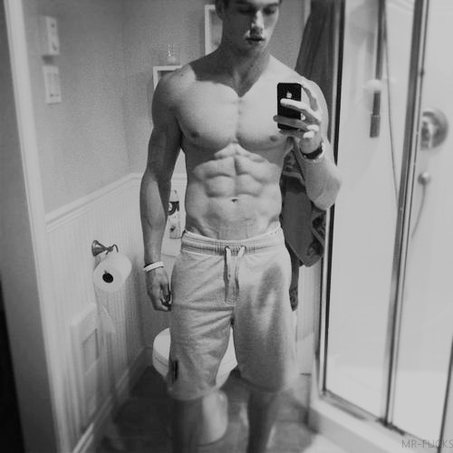 ADONIS ARCHIVE