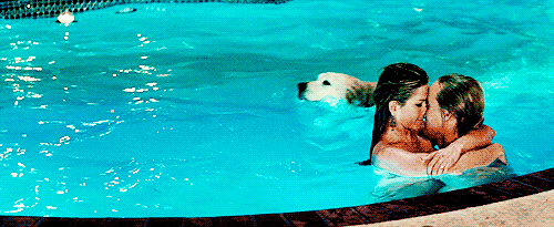 girlymoviess:  Marley & Me <3