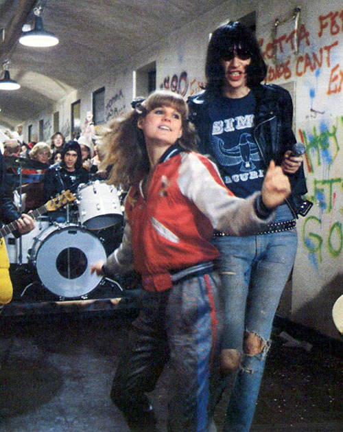 cretin-family:
“ PJ Soles as Riff Randell with the Ramones in Rock ‘N’ Roll High School (1979)
”