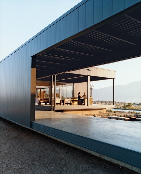 justthedesign:  House By Marmol Radziner and Associates Photo by: Daniel Hennessy