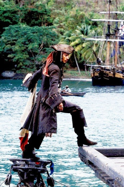 darkw00ds:  Jack Sparrow, captain Jack Sparrow.