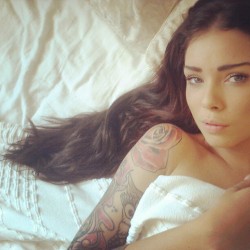 Hot Girls Inked