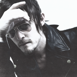 sasha-de:   men who drives me crazy - Norman Reedus  and yeah of course you’re the best mr reedus. season 3 is in my blood. 
