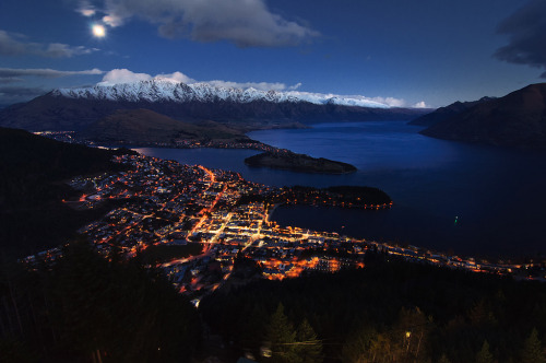 flickr-favorites:Queenstown, Lake Wakatipu & The Remarkables