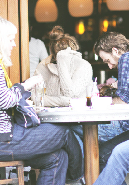 waiting-for-adele:  adeleworld:  oh my Adele!  http://waiting-for-adele.tumblr.com/post/20149689538/someone-is-playing-peek-a-boo-i-found-you similar mhmm 