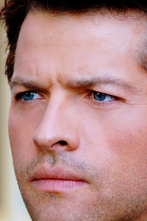 lady-day:  moosesandhobbitsandgiraffesohmy:  daddystinsoldier:  Jesus CHRIST. Can