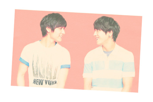  Minhyuk with his Yongyongie-hyung  