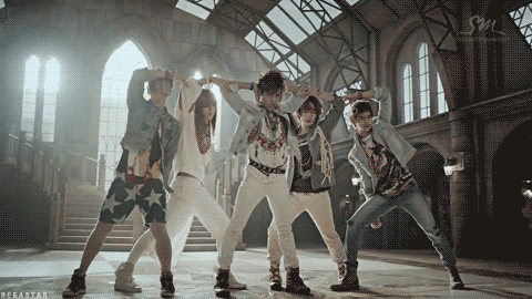 indigodump:  Vote for SHINee - Best Dance Performance - Male Group  Best coreography evar