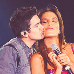 sentimentosantana:  (x) 
