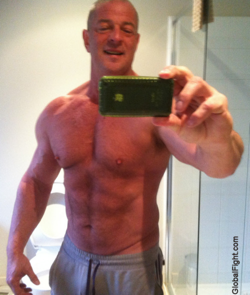 wrestlerswrestlingphotos:  big muscled ripped chest tight abs older man